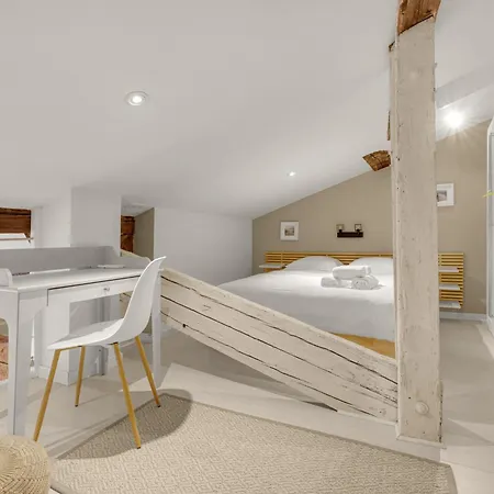 Apartment Les Relais Du Capitole - D'hotes