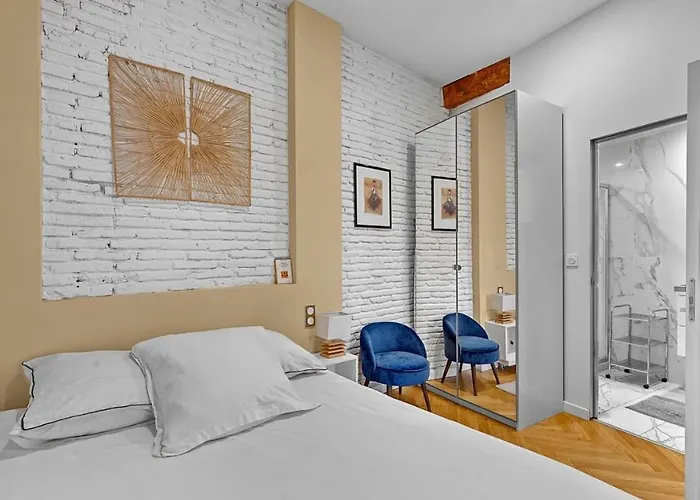 Les Relais Du Capitole - D'hotes *