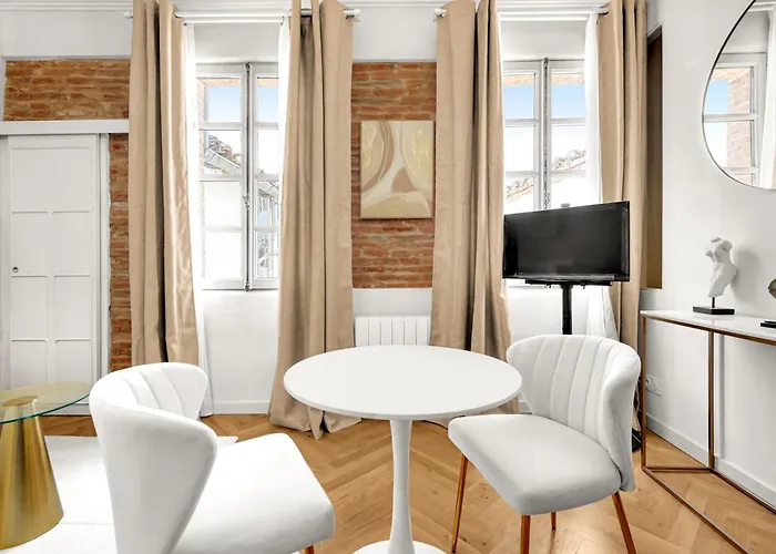 شقة Les Relais Du Capitole - D'hotes *