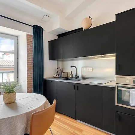 Les Relais Du Capitole - D'hôtes Appartement *