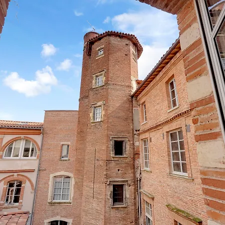 Les Relais Du Capitole - D'hotes * Toulouse