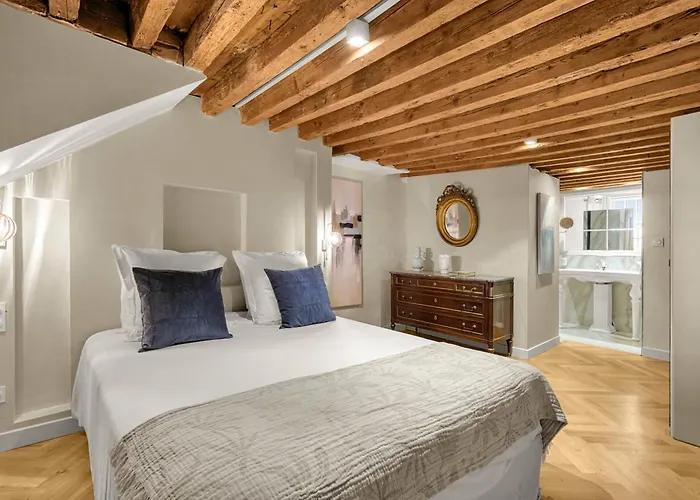 Апартаменты Les Relais Du Capitole - D'hotes