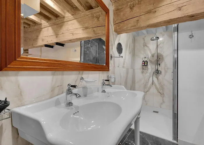 Les Relais Du Capitole - D'hotes Apartment *