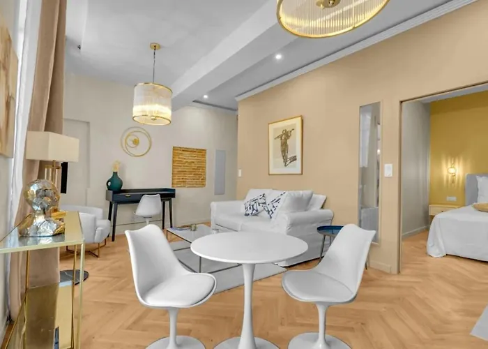 Les Relais Du Capitole - D'hotes Apartment Toulouse