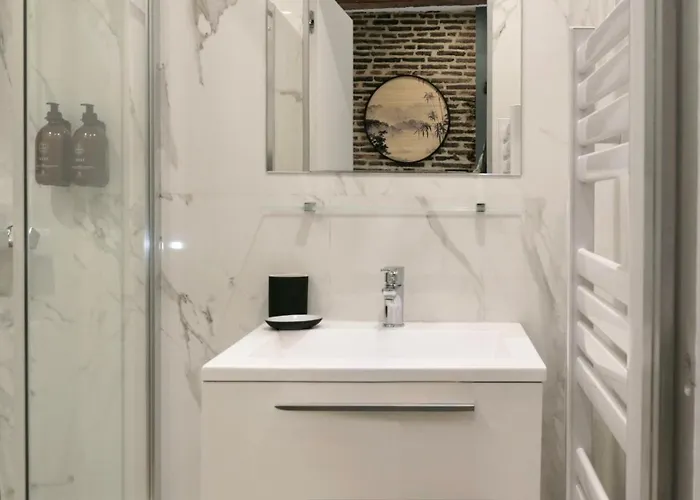 Les Relais Du Capitole - D'hotes *