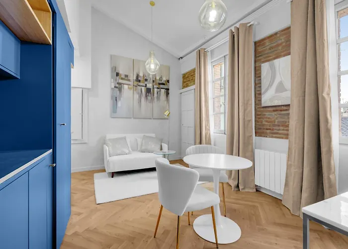 Les Relais Du Capitole - D'hotes Апартаменты *